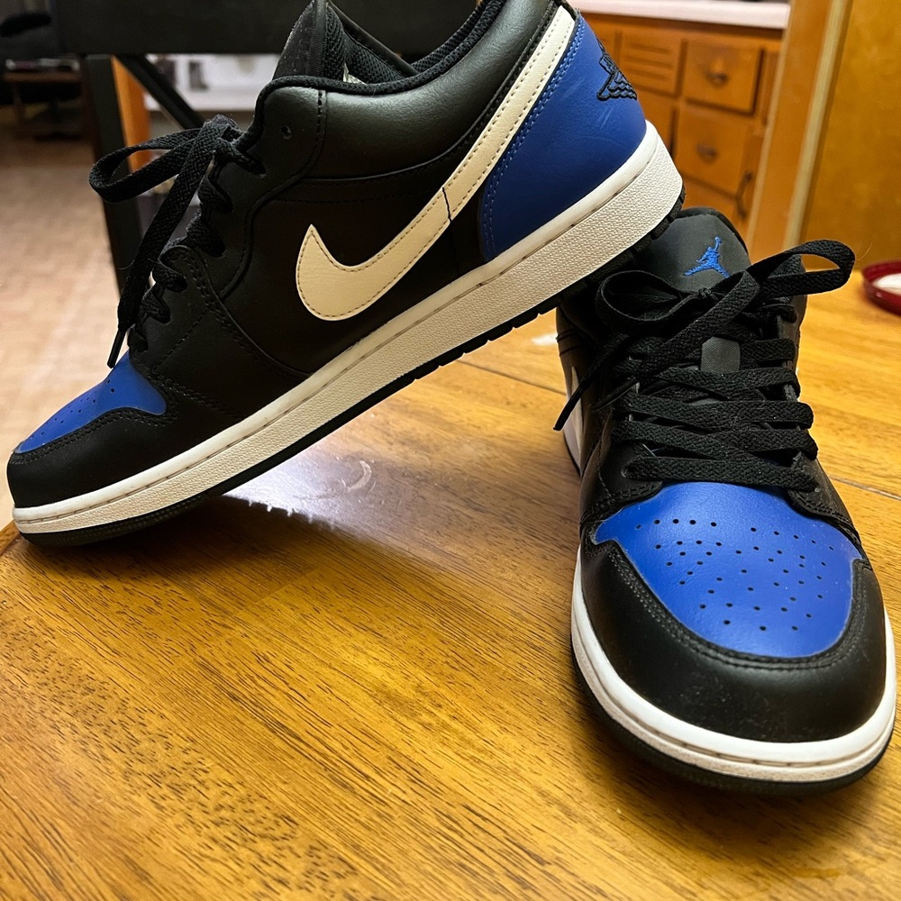 Nike Air Jordan 1